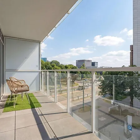Przytulny Apartament Z Parkingiem Poznan Towarowa 41 By Heyrent Apartment *