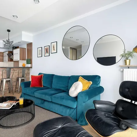 Apartment Przytulny Apartament Z Parkingiem Poznan Towarowa 41 By Heyrent