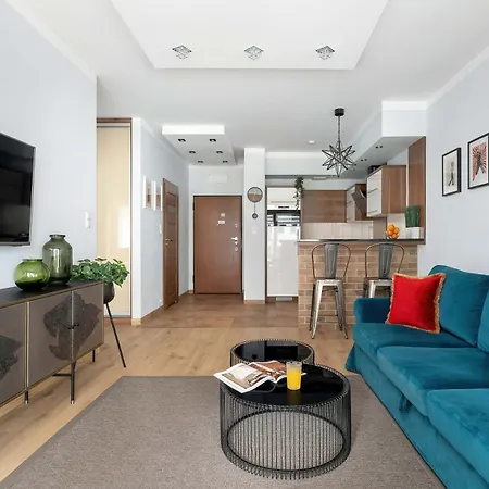 Apartment Przytulny Apartament Z Parkingiem Poznan Towarowa 41 By Heyrent Posen